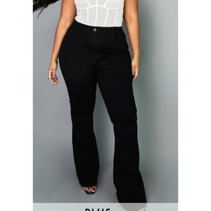 Prettylittlething NWT PLUS BLACK HIGH WAISTED FLARE DENIM JEANS 20